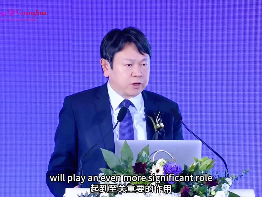 光华治理学院院长刘俏宗旨讲话